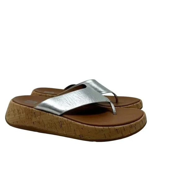 FitFlop size 9  F-Mode Thong Sandals Women Silver Leather Cork Style # FT7-011 - Picture 1 of 10